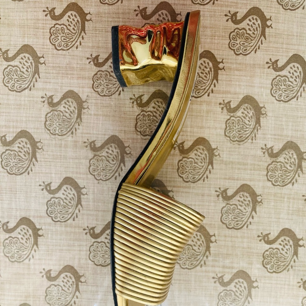 ZARA original Women’s gold heels - Picture 5 of 9